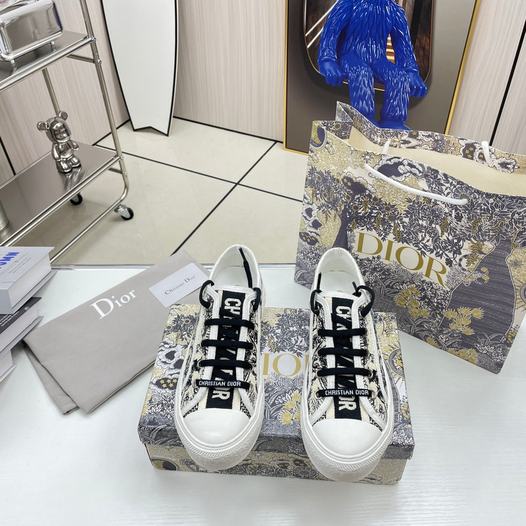 1XD66Z Popular shoes