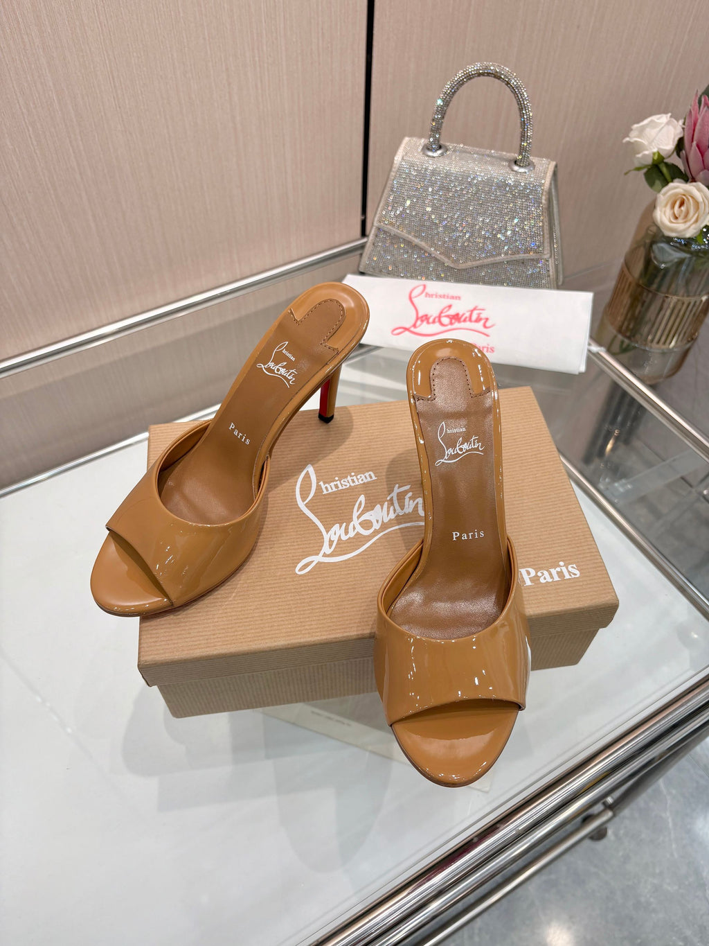 Z2X66A40 Popular leather High heels