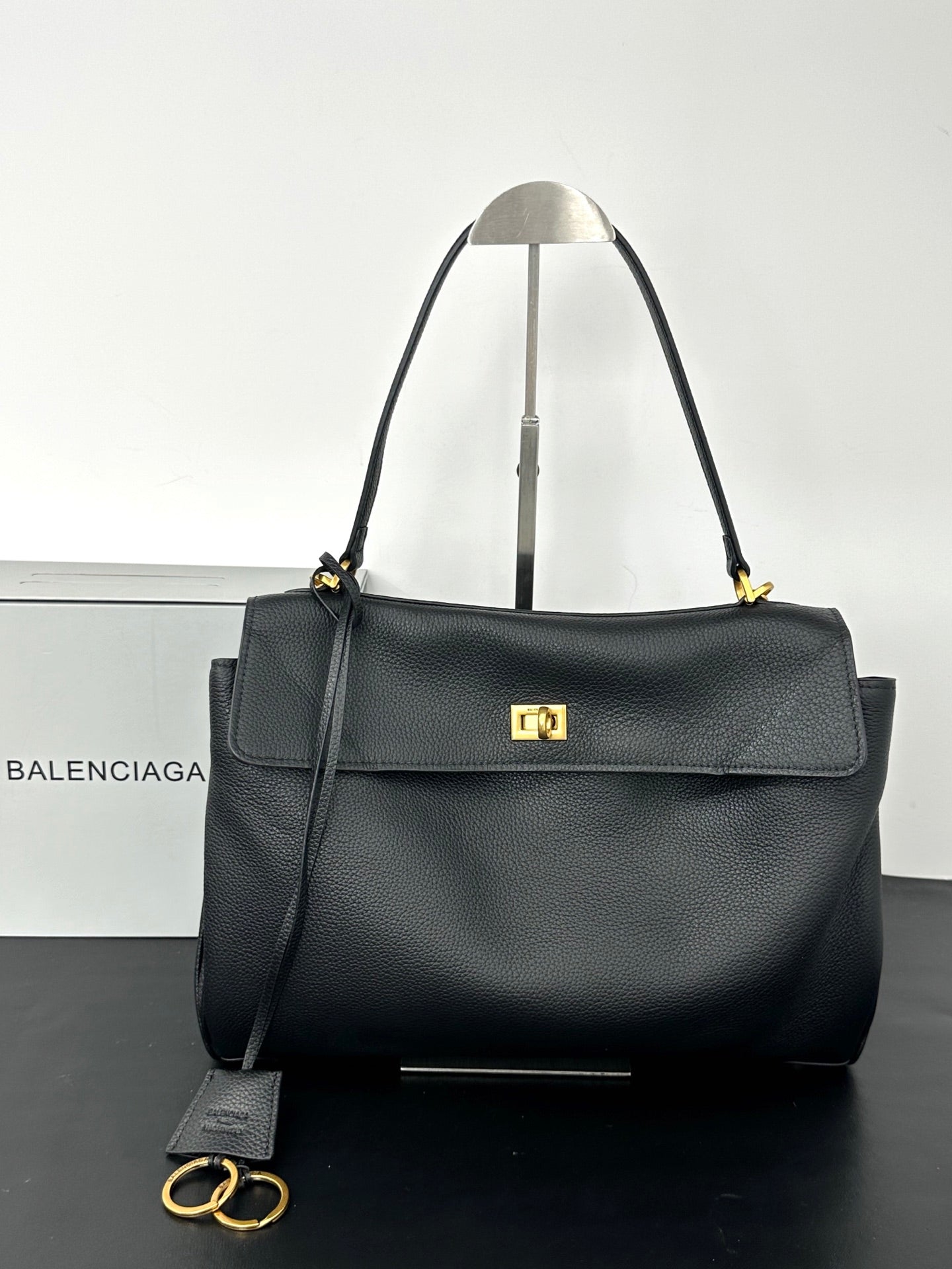 B1X56J31 Popular high-quality leather bag