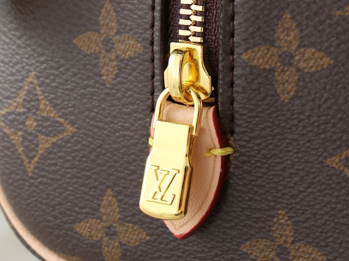 15RE69B  Popular   leather bag
