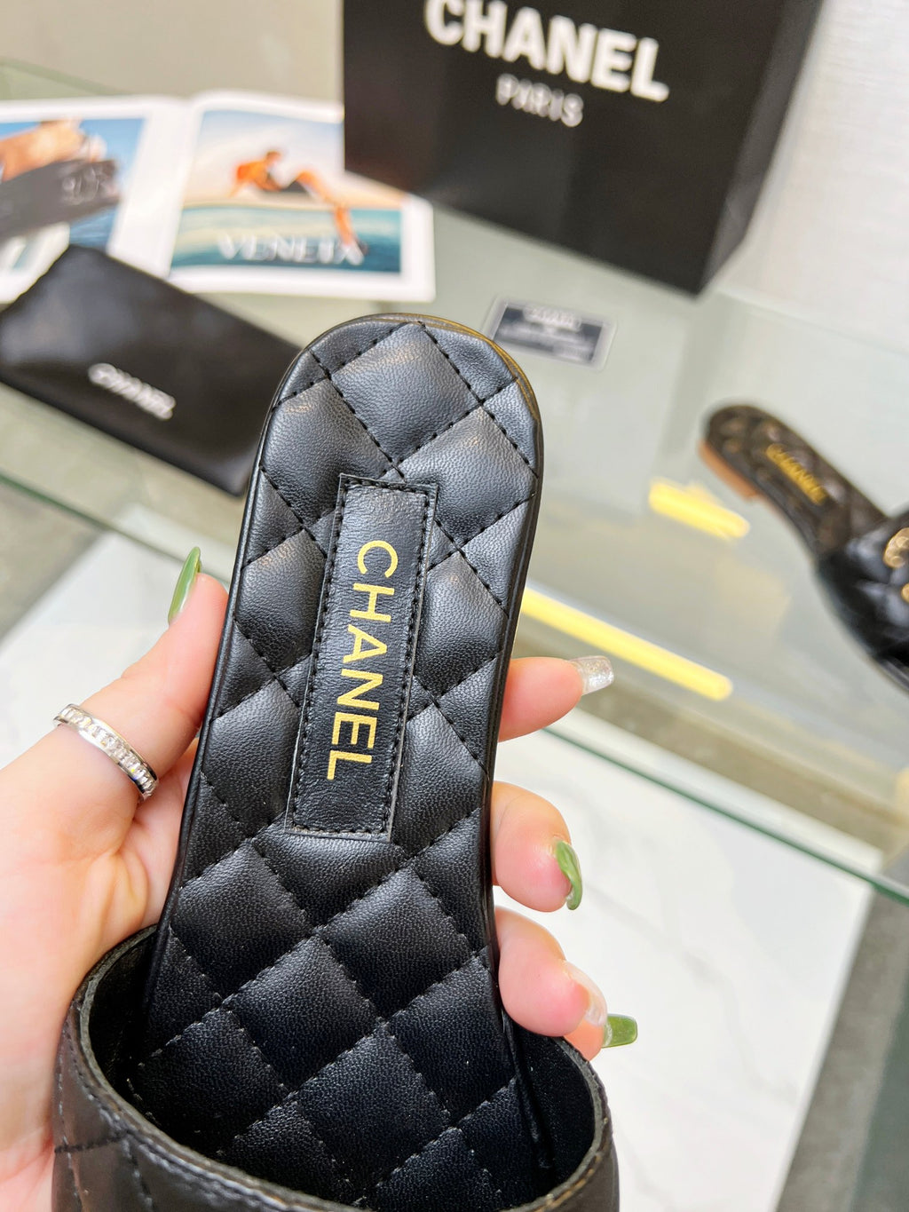 245RC12Z Popular genuine leather slippers