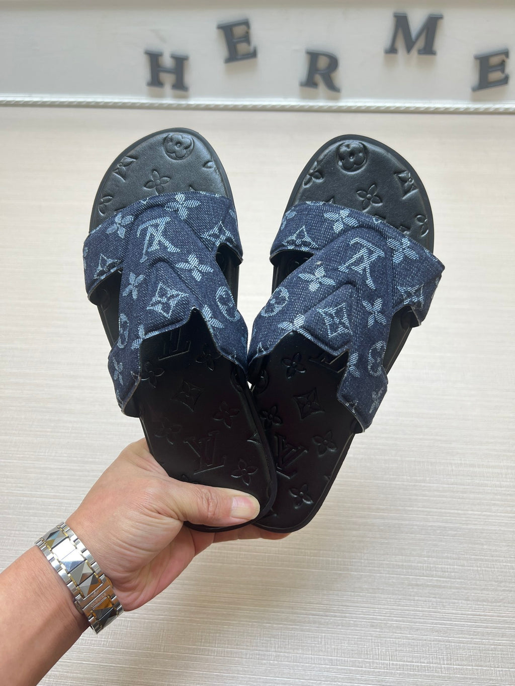 54E28Z Popular slippers