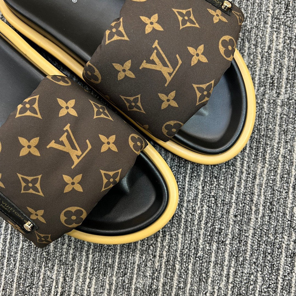 5XE118Z Popular leather quality Slippers