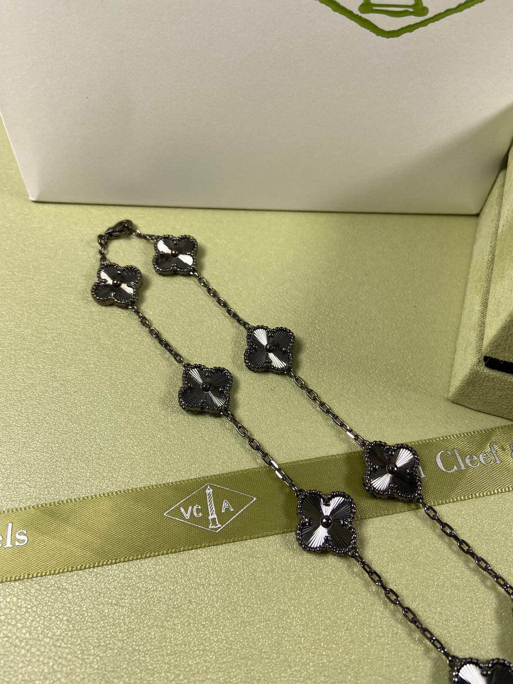5XVA185K  Popular rings,earrings, bracelets,necklaces