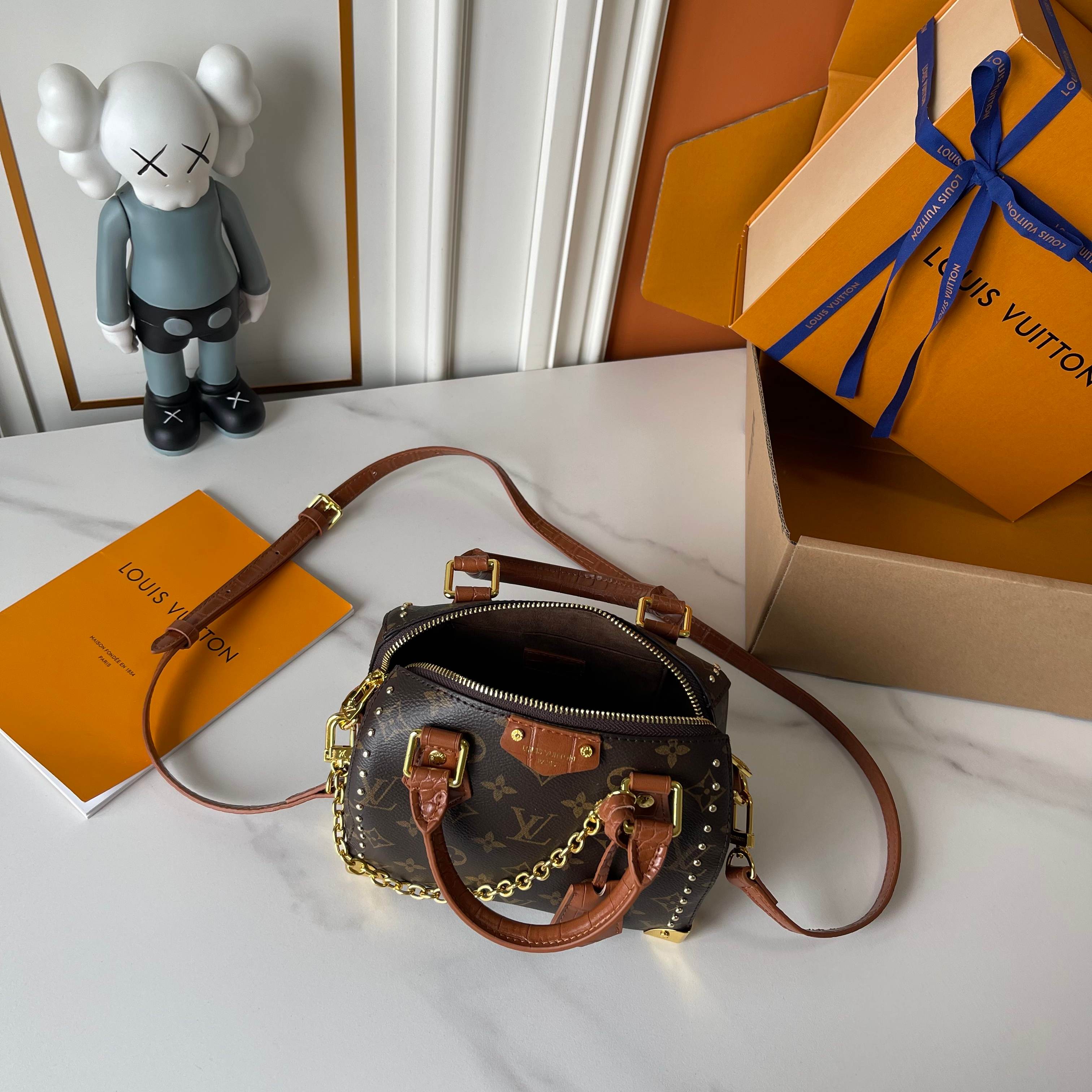 136NE6B Popular leather bag