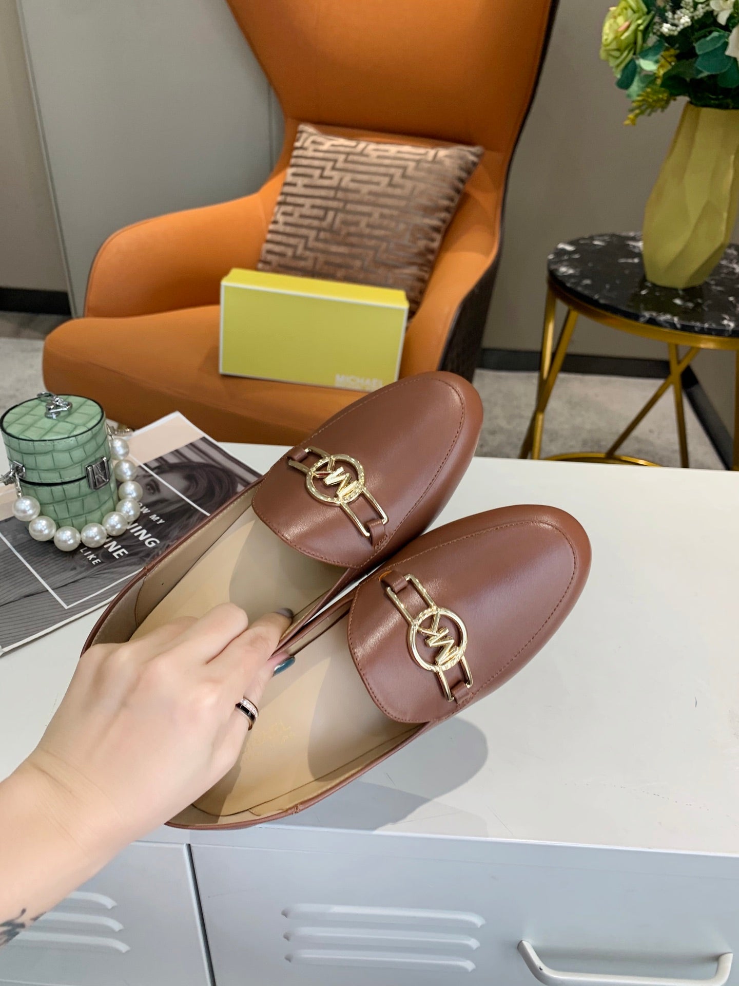 2105QA185Z Popular high-quality leather shoes