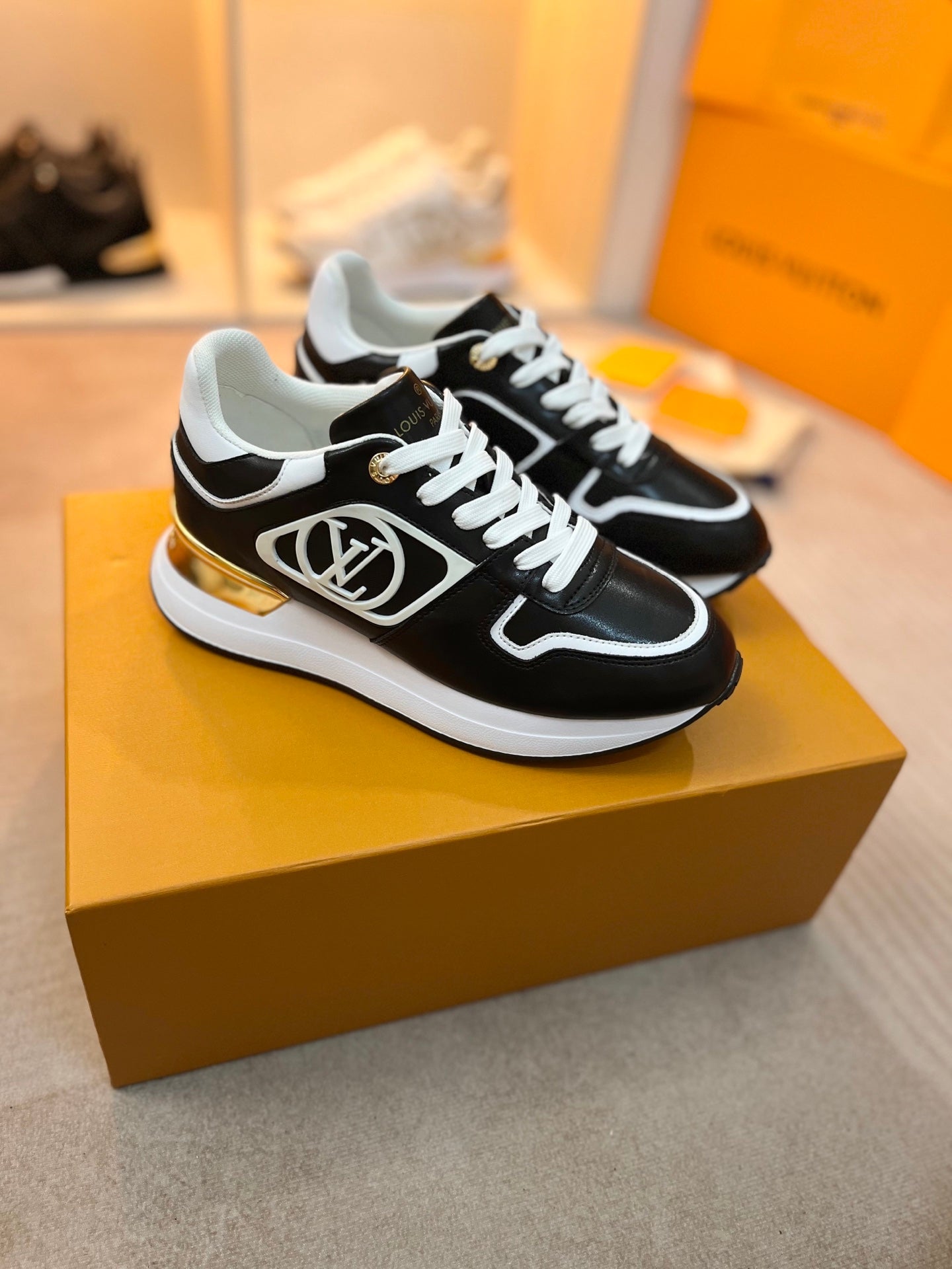 236PE59Z Popular high-quality leather Shoes