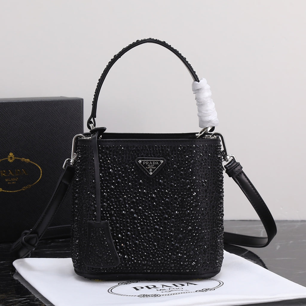 2XPD265B Popular    leather bag 