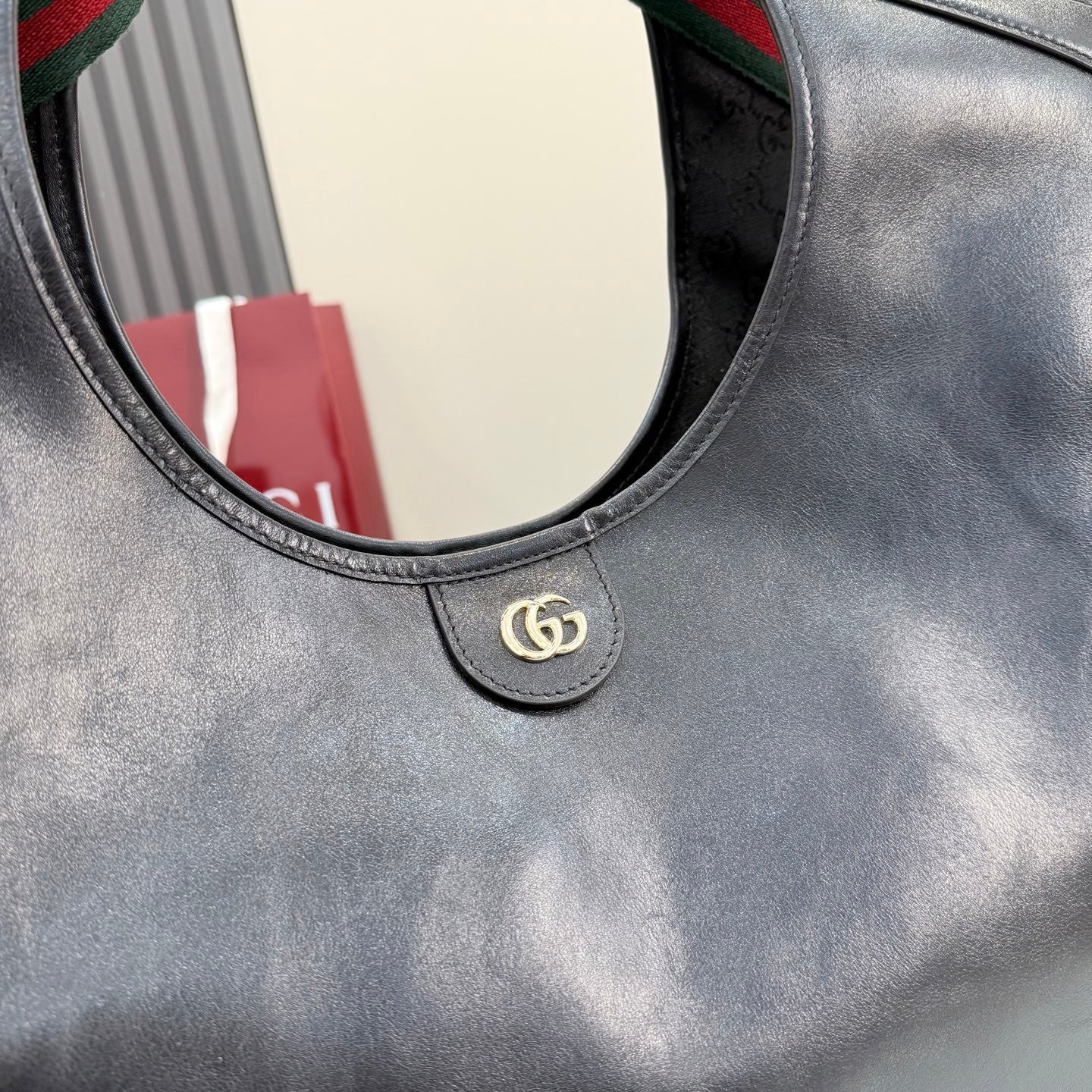 B1X66B15 Popular leather bag