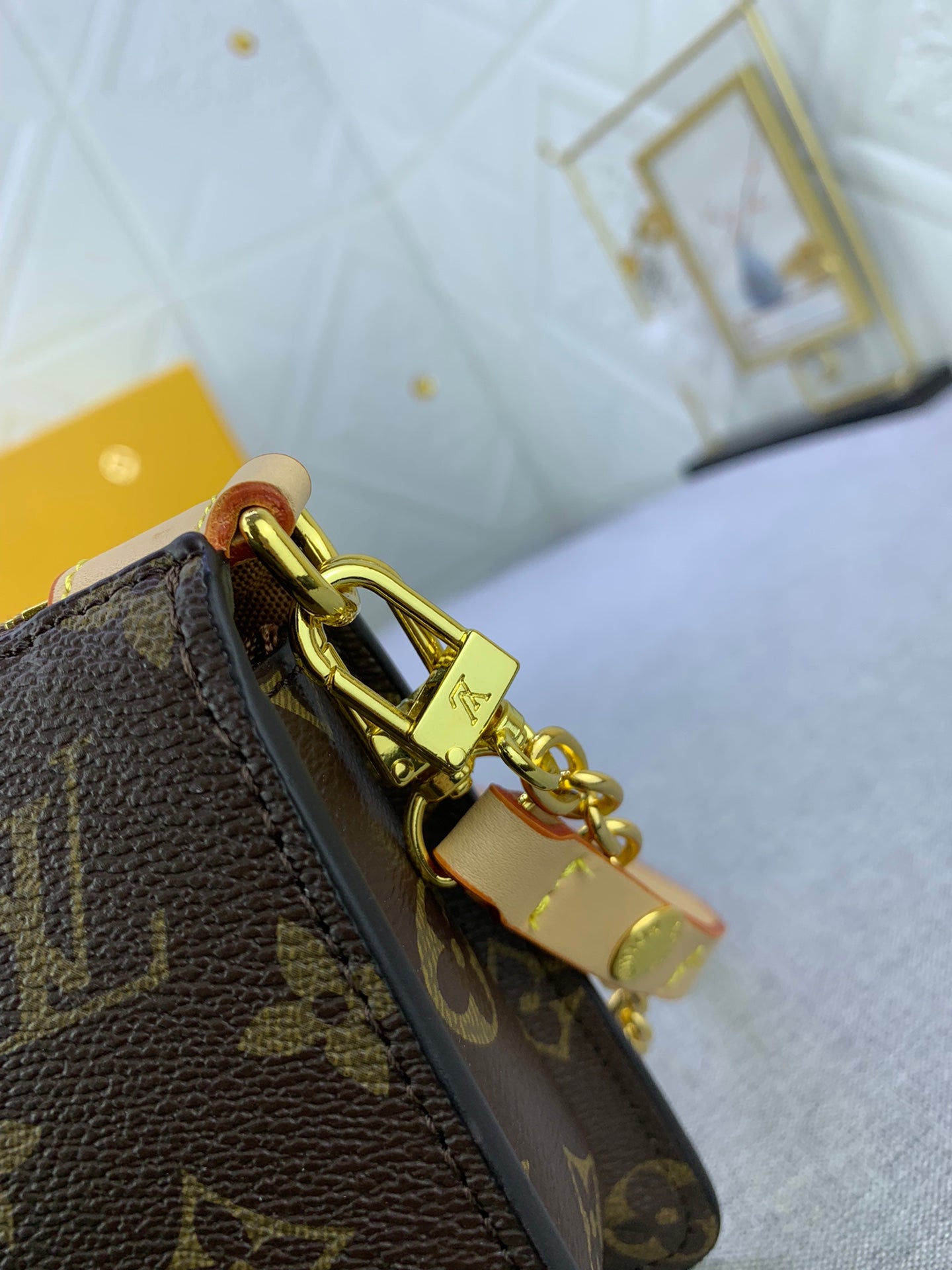 1XE275B Popular  leather bag 