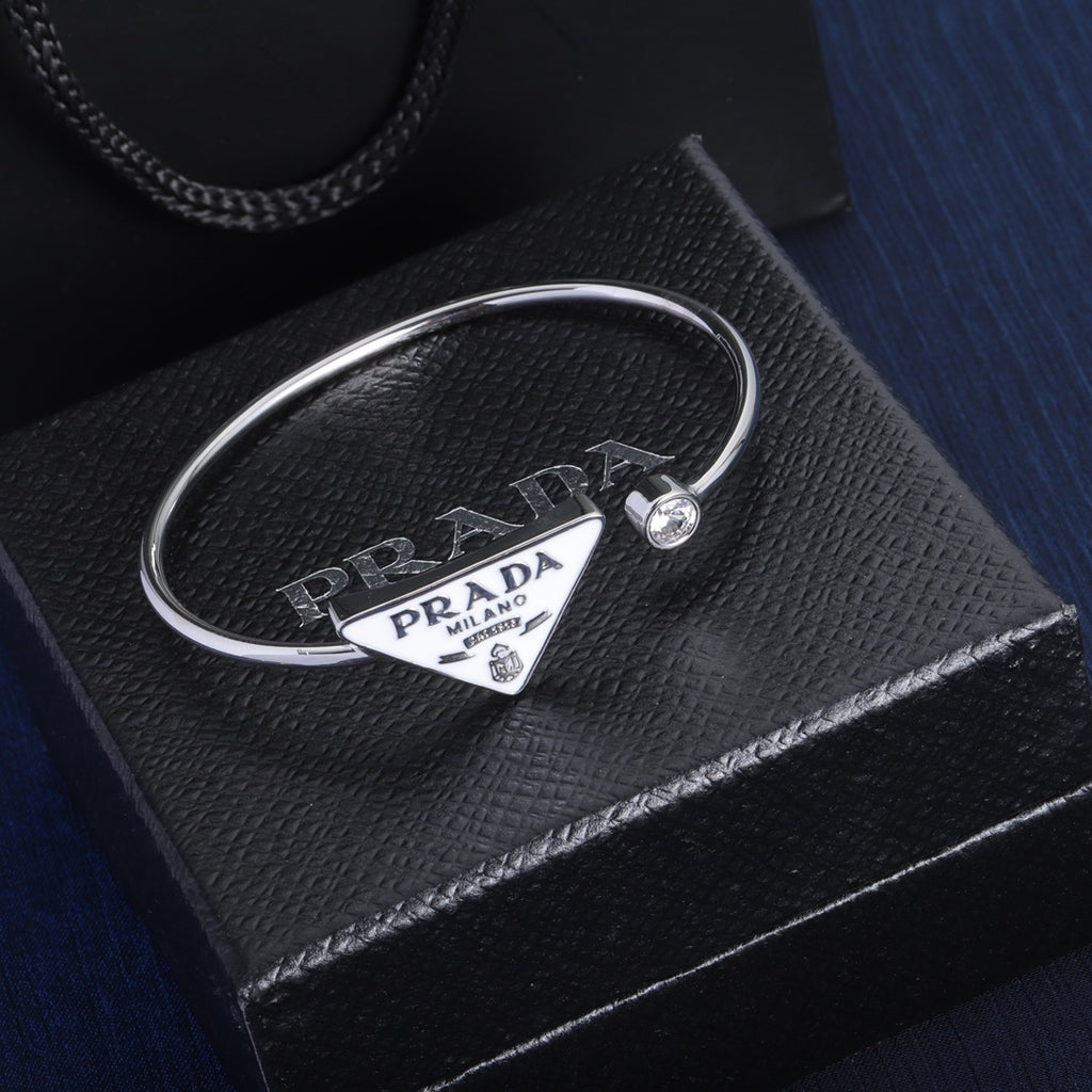 1YPD68K  Popular Bracelets