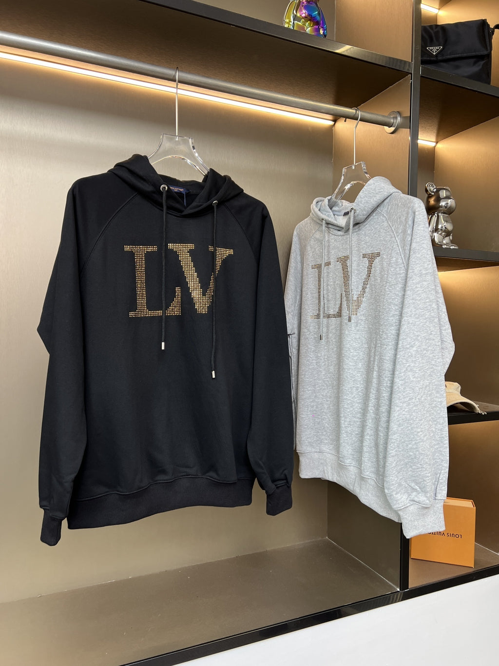95ZE288U Popular Sweaters