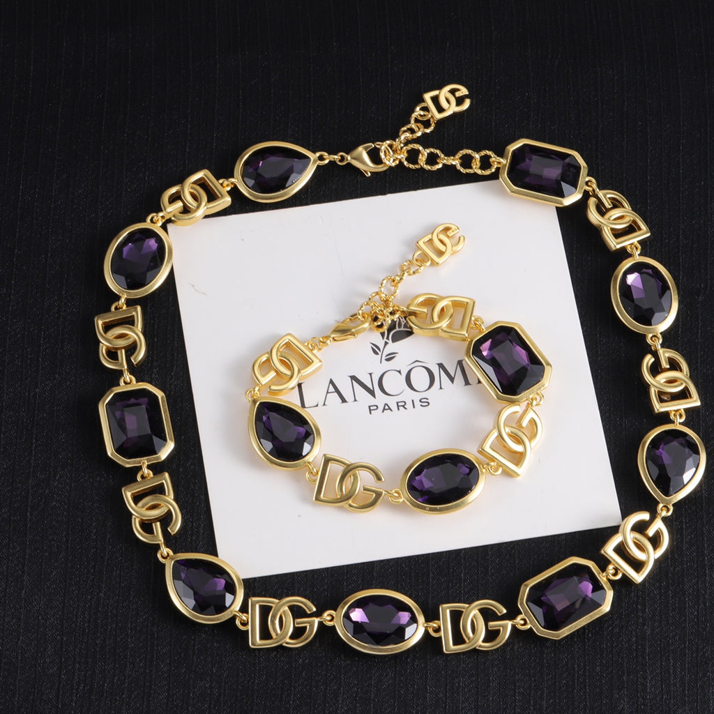 175RA7X Popular   Necklaces . Bracelets