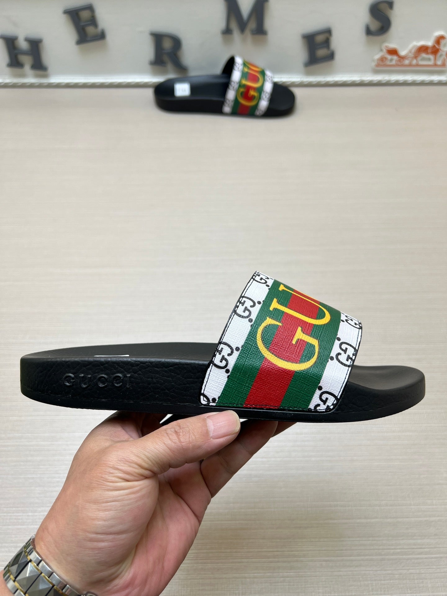 5LB232Z Popular Slippers