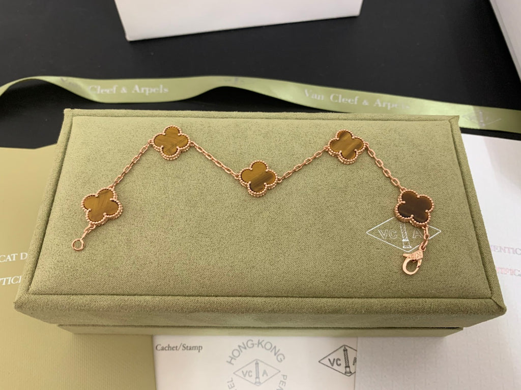 5XVA180K  Popular bracelets 5 flowers normal size1.5cm flower