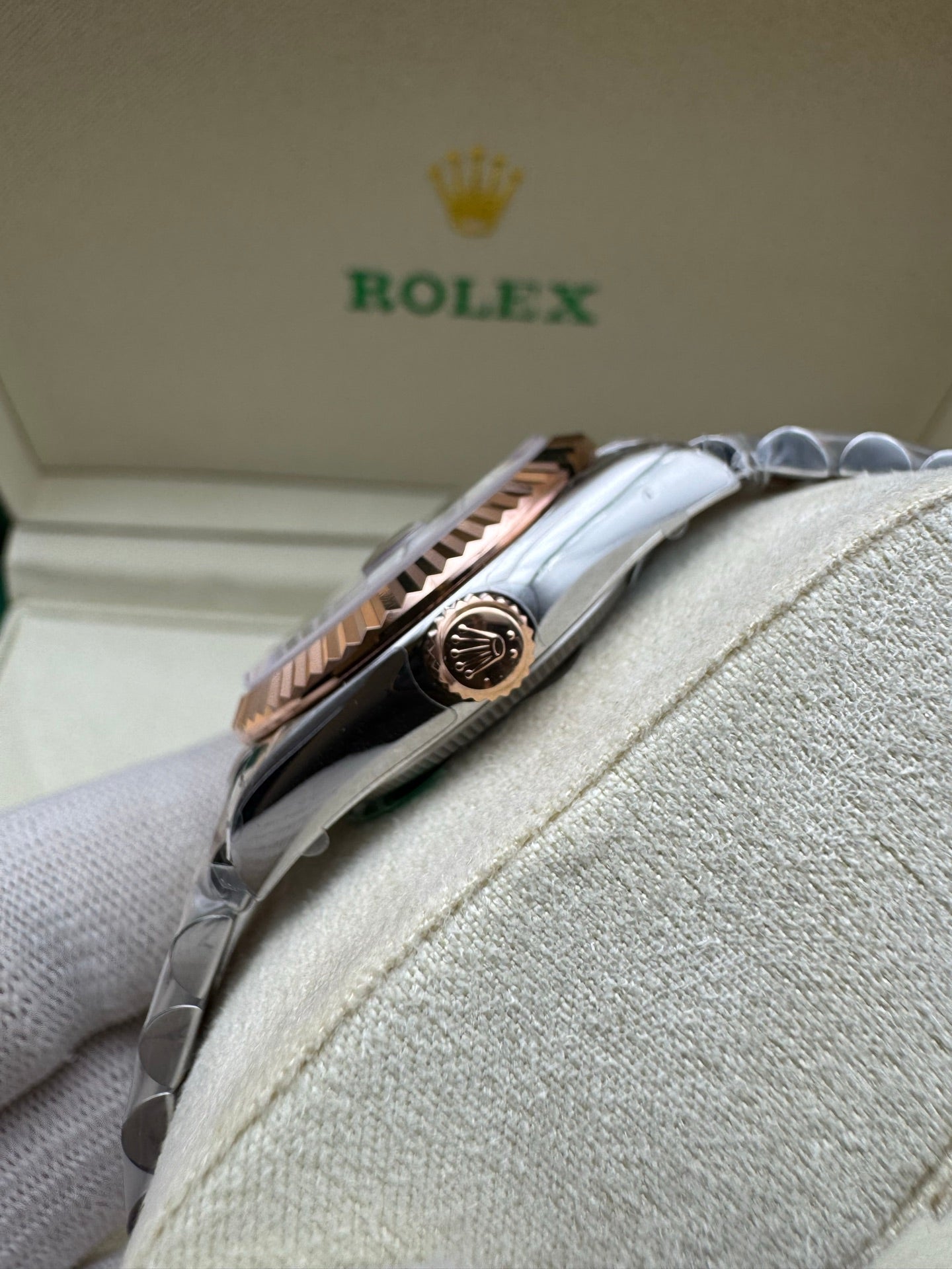 136RL10L Popular Watches
