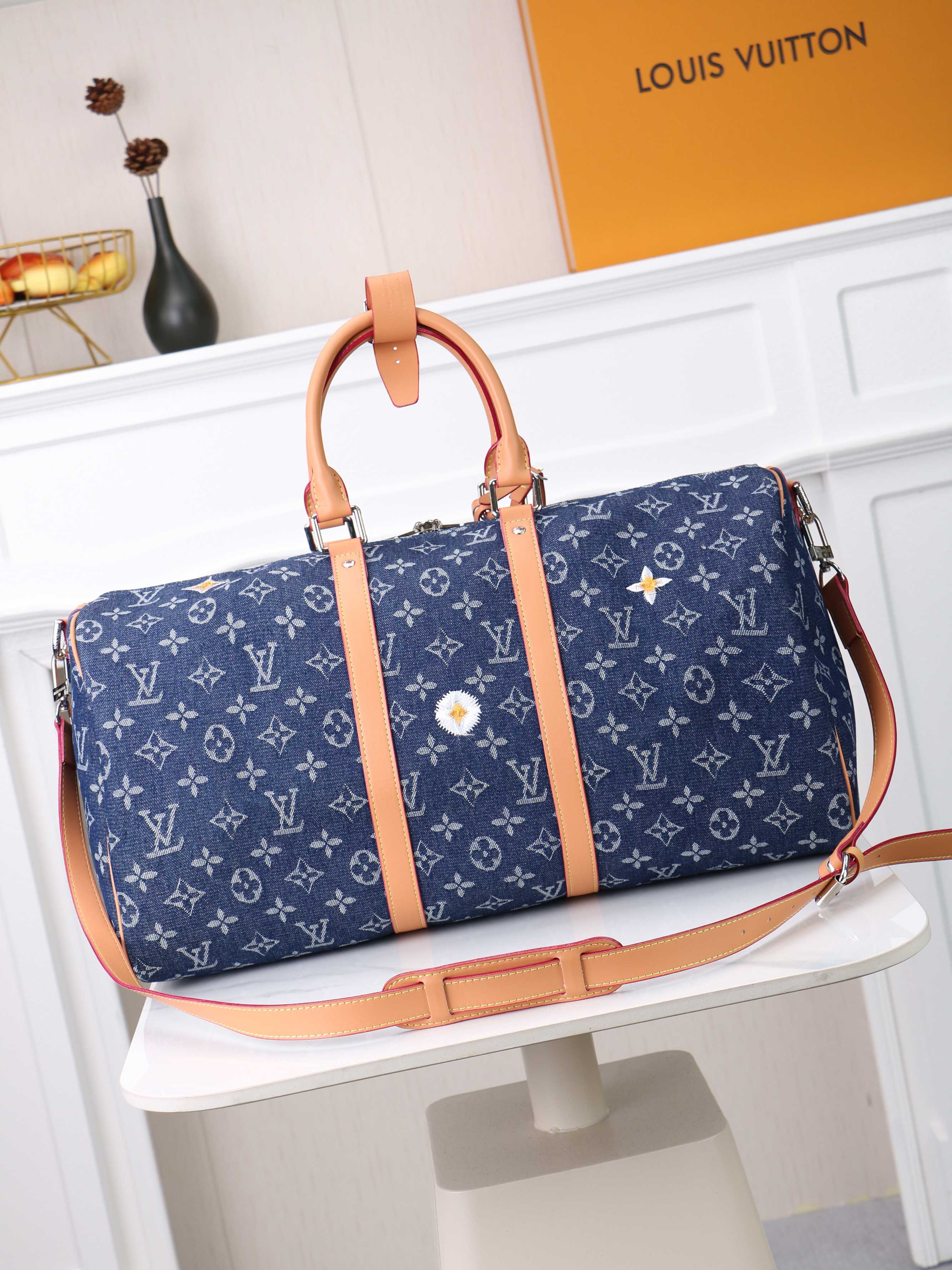 B1N66E6 Popular Luggage bags