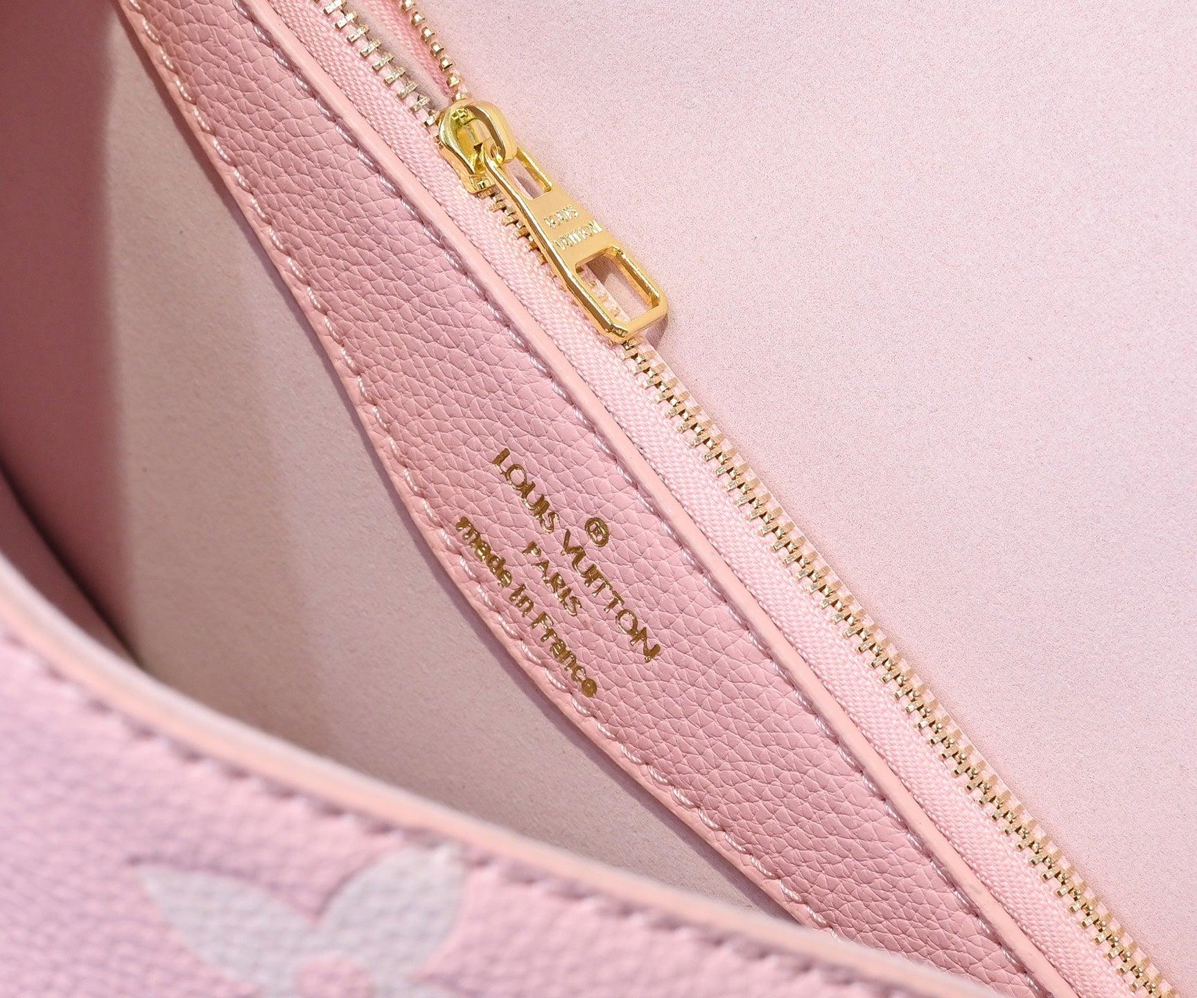 136PE42B Popular leather bag
