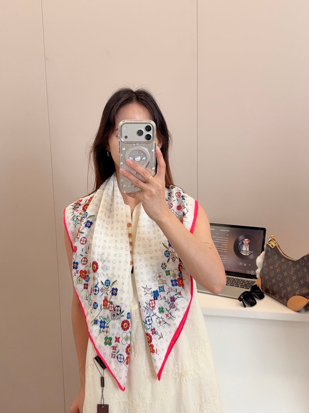136NE29W Popular Silk Scarve