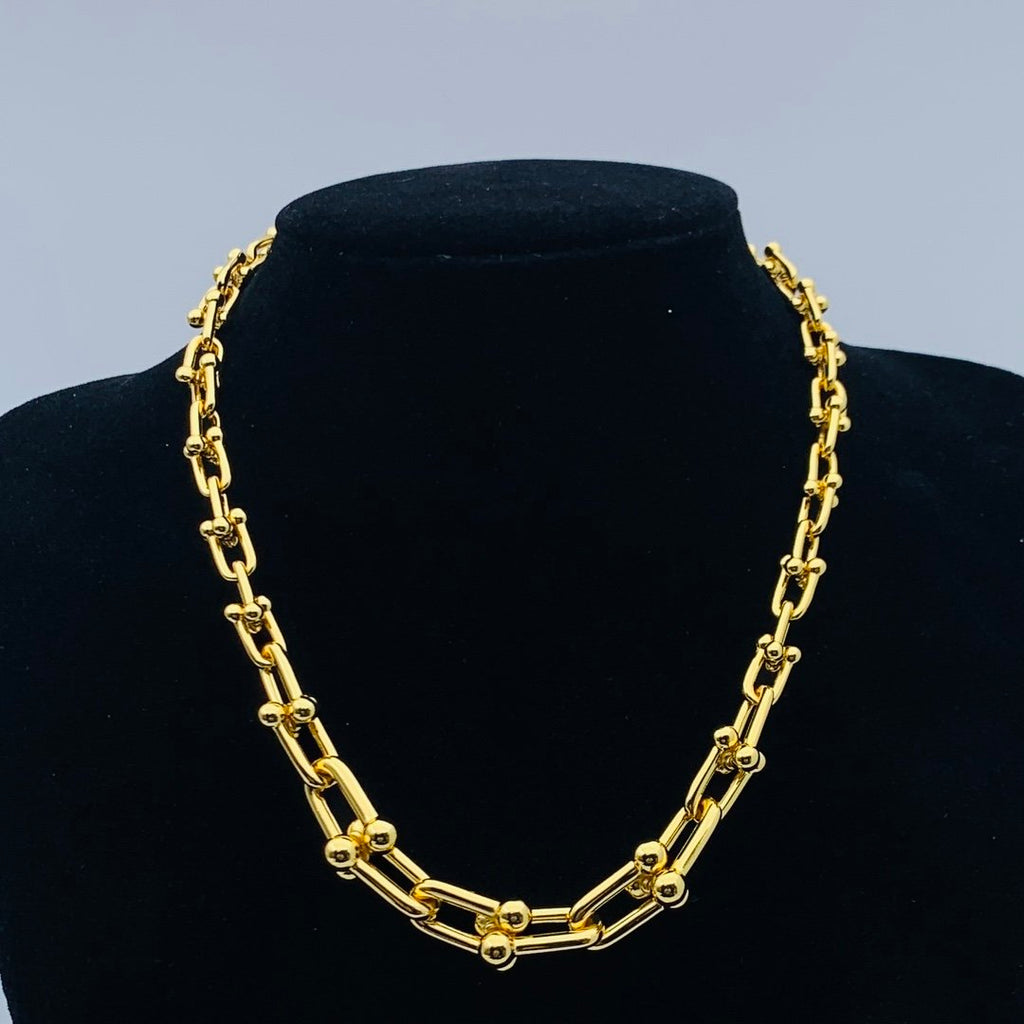 8XT30X  Popular     Earring Bracelets Necklaces