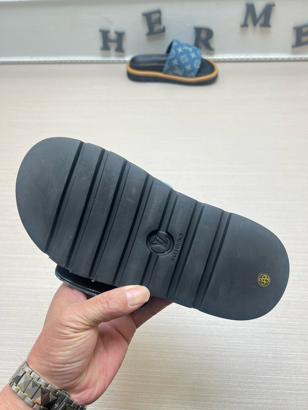 54E100Z Popular slippers Sole thickness 5cm