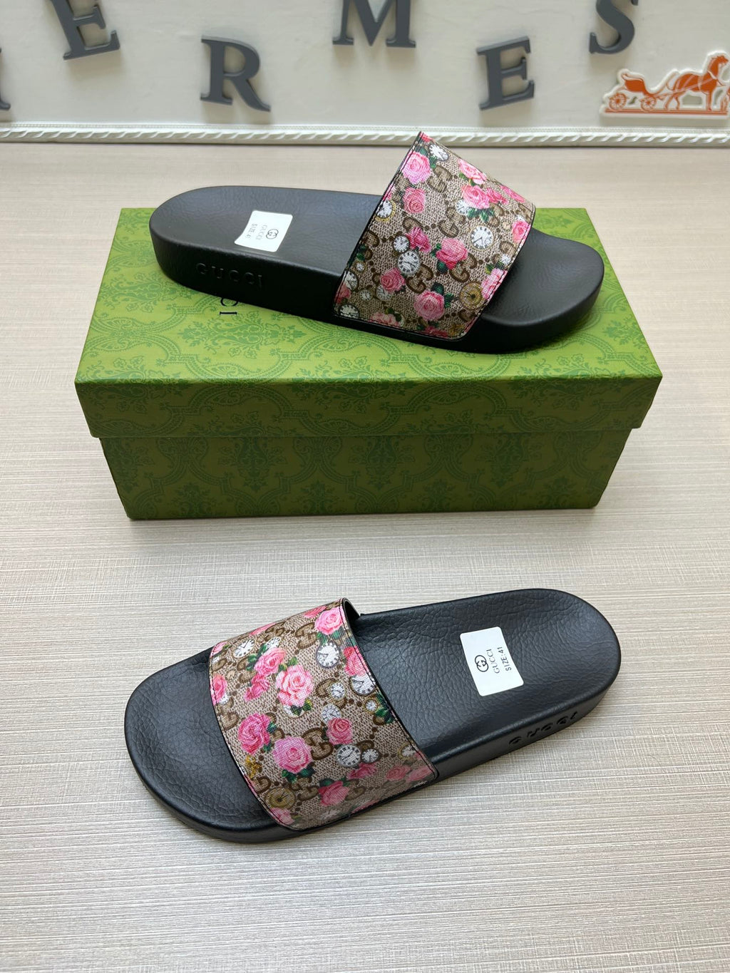 5WB239Z Popular Slippers