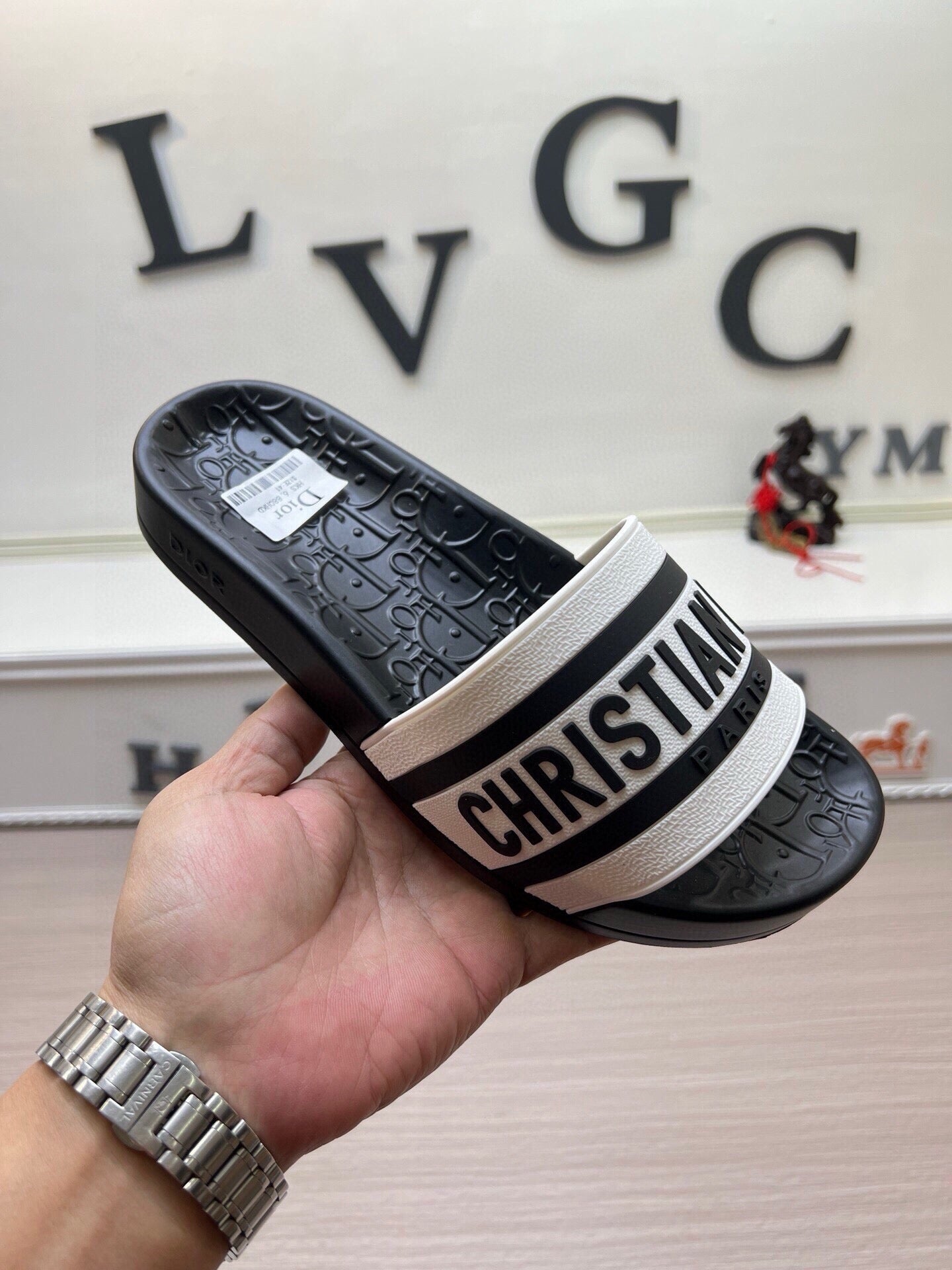 5LD212Z Popular Slippers