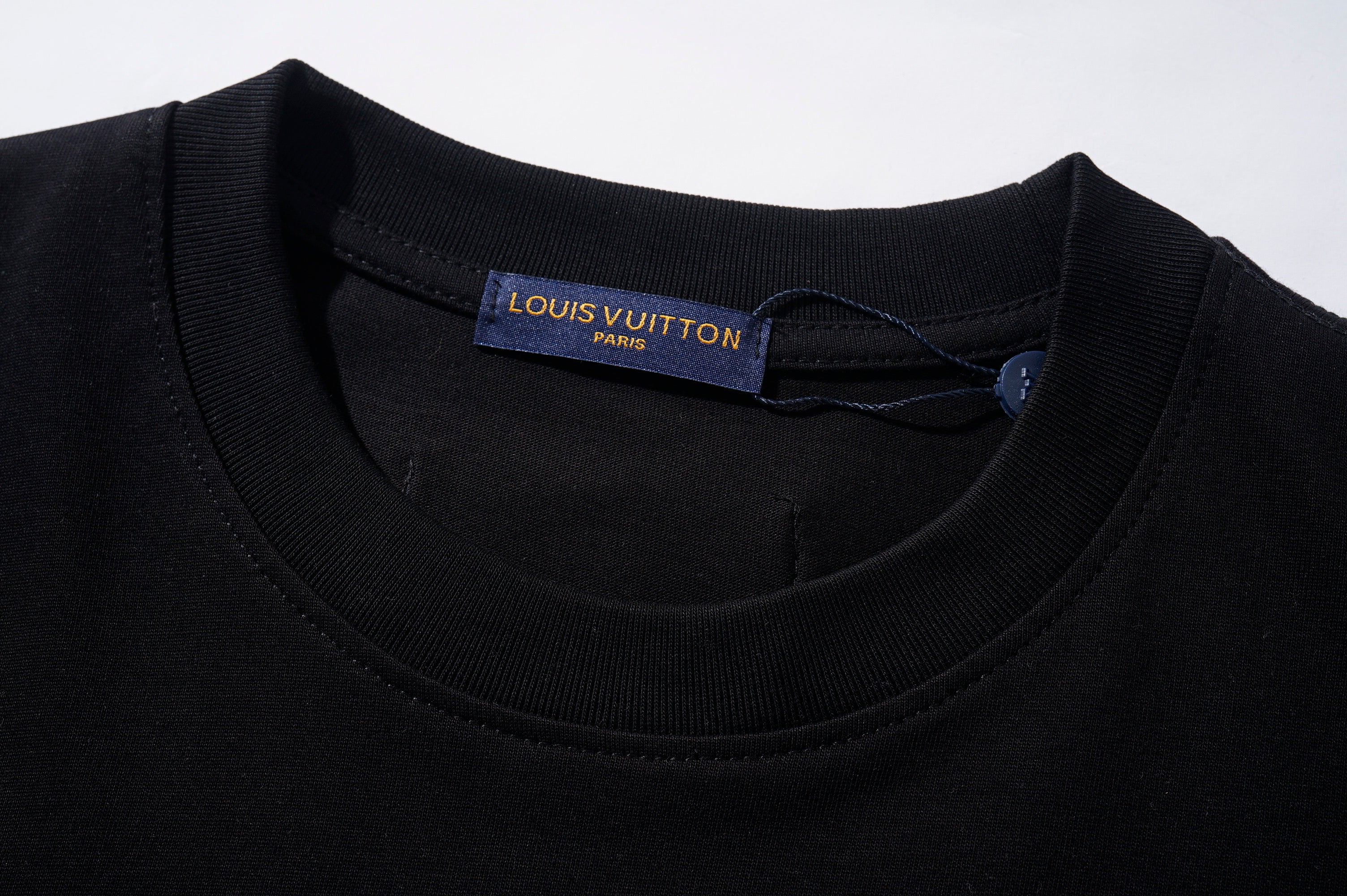 145RE141U Popular T-shirt