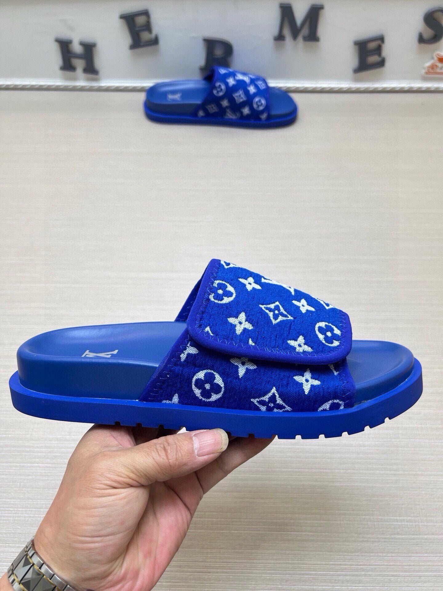 5LE209Z Popular Slippers
