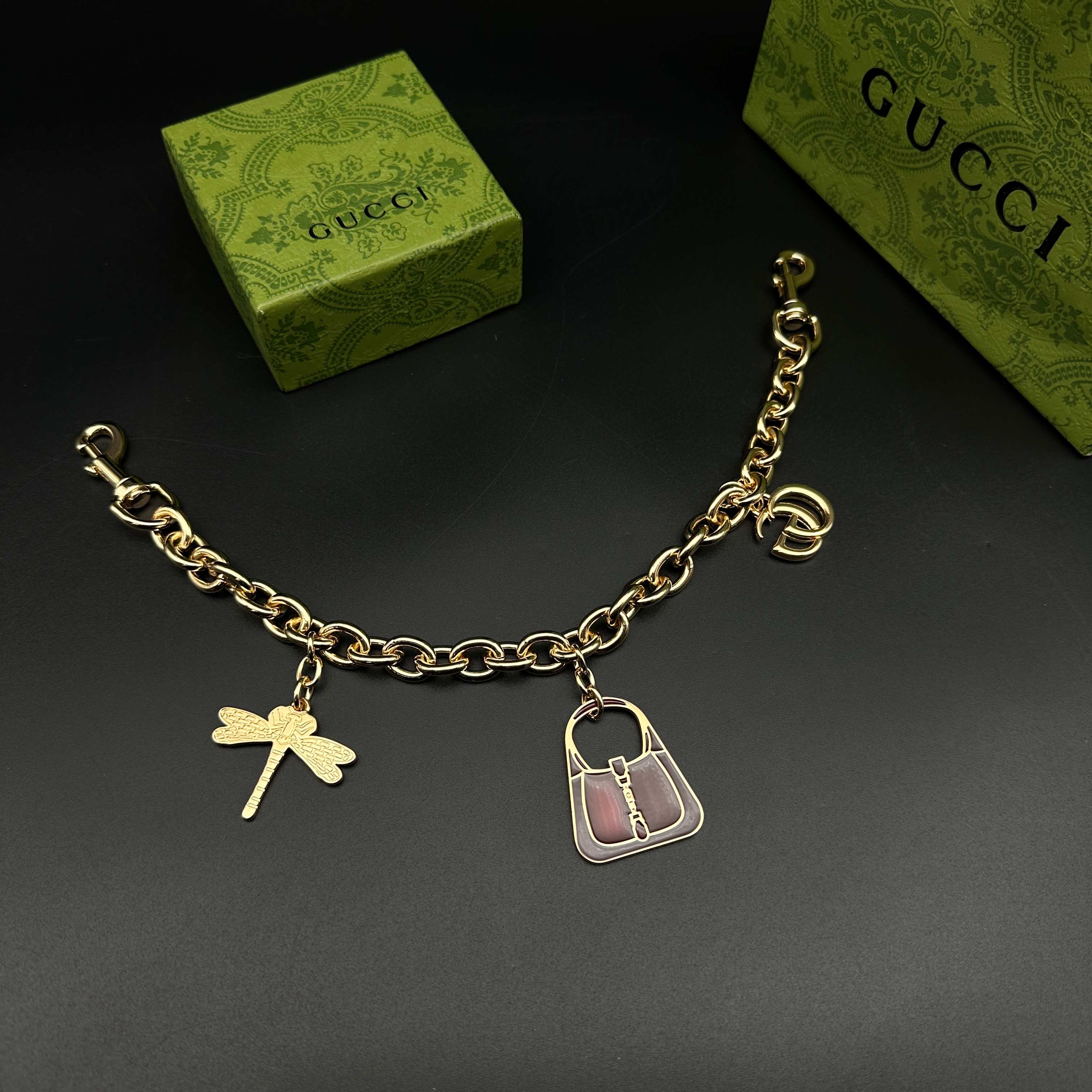 336BB5A  Popular bag 's charms accessories