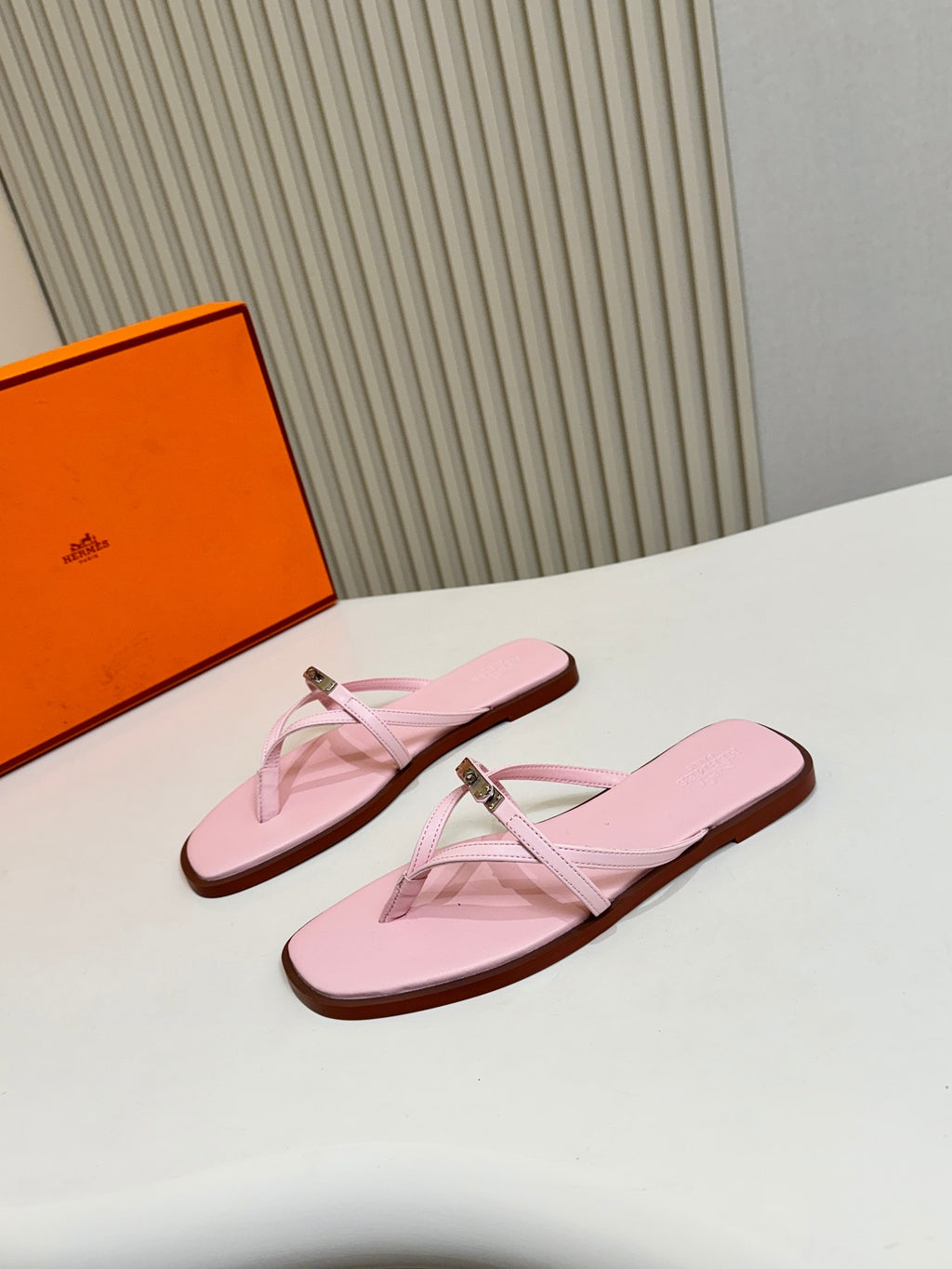 Z2X66H7 Popular high-quality leather Shoes