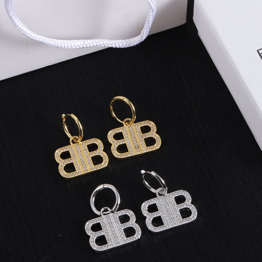 14J131E Popular Earrings