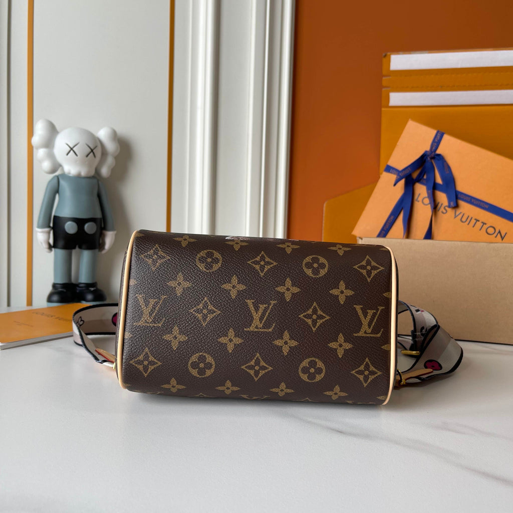 146PE78B Popular leather bag