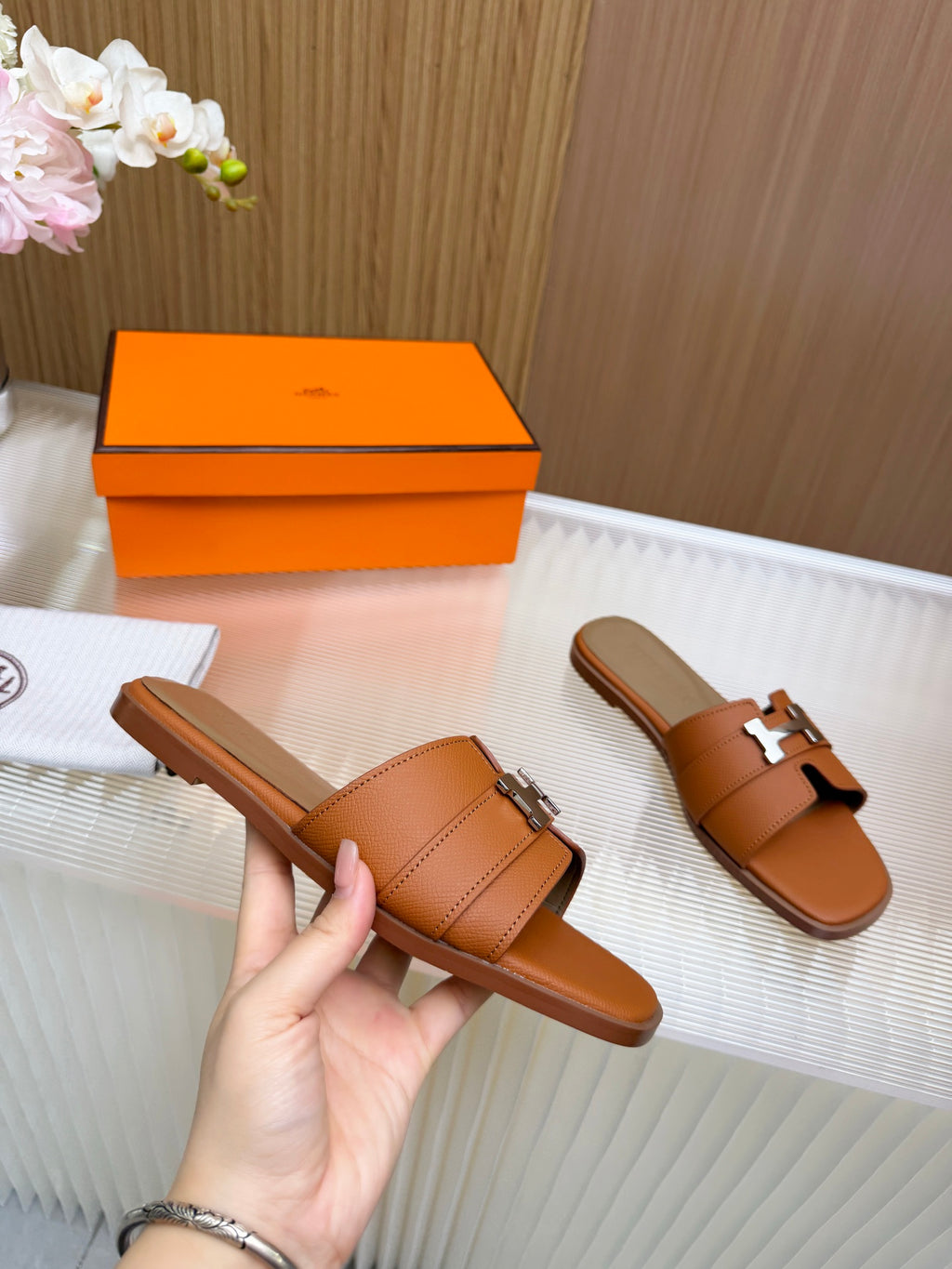 Z2X66H5 Popular high-quality leather Shoes