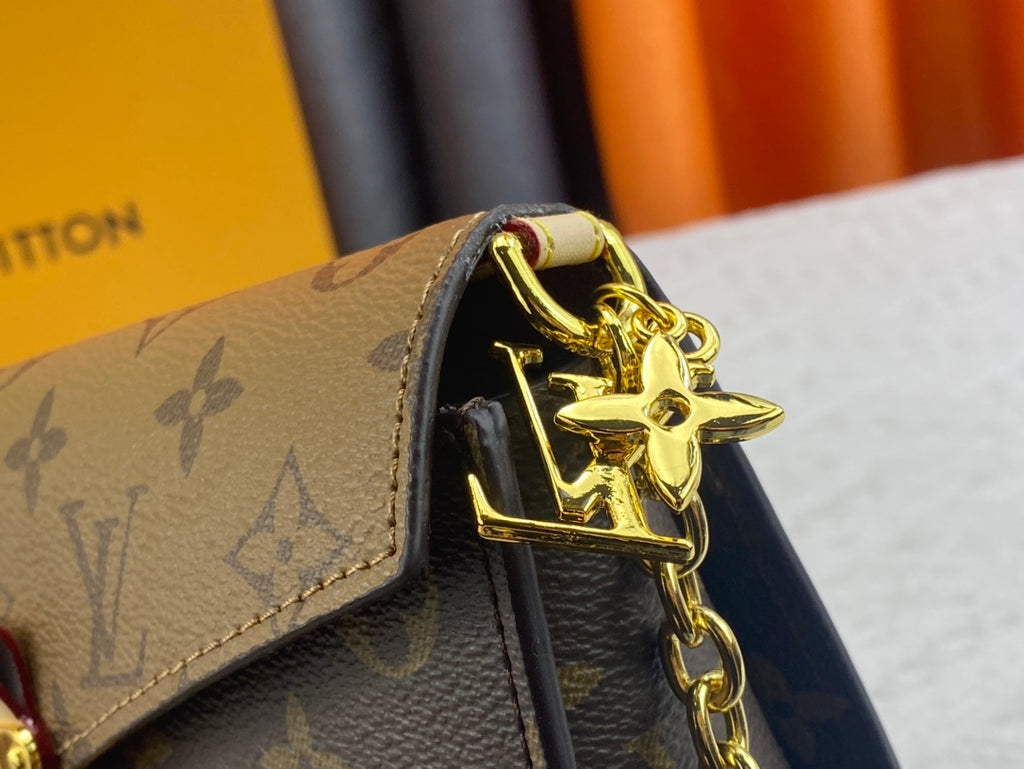 1XE32B Popular  leather bag 