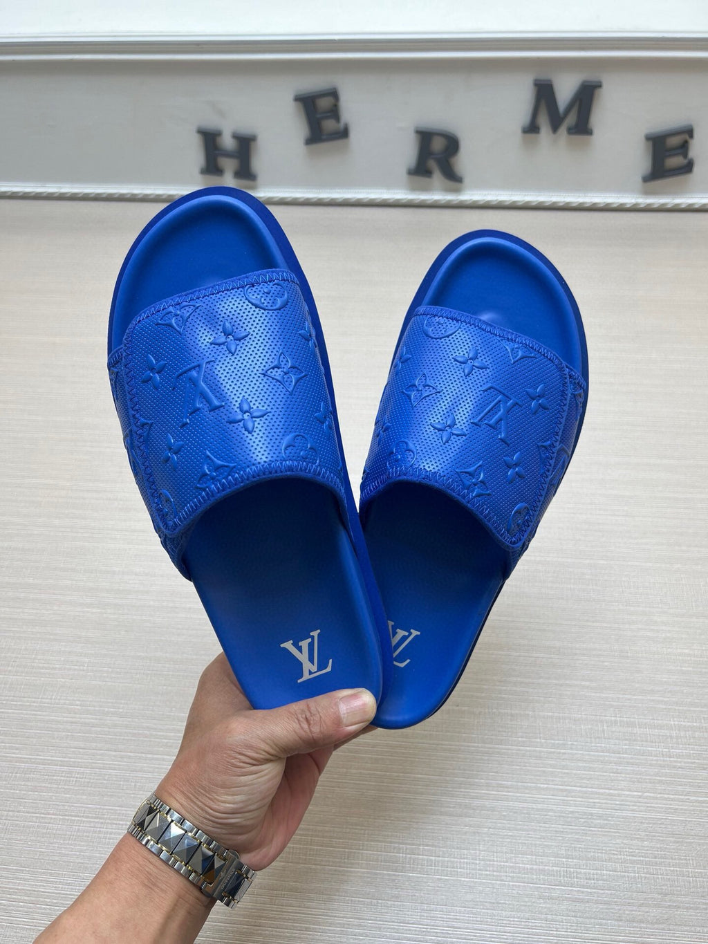 5WE253Z Popular Slippers