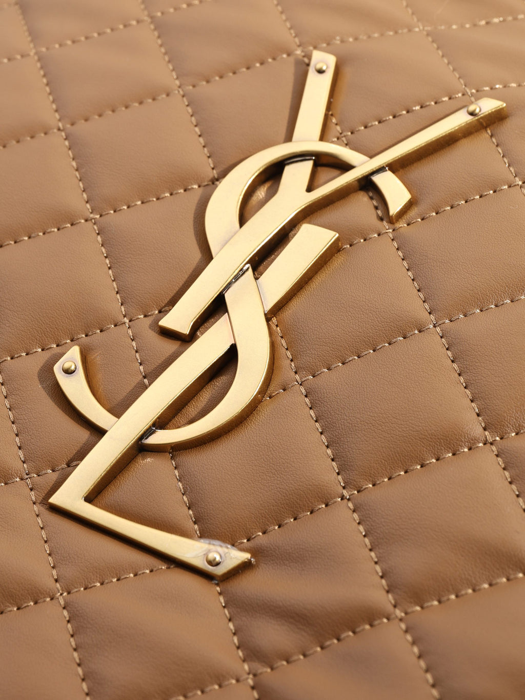 B1X66SL6 Popular high-quality leather bag
