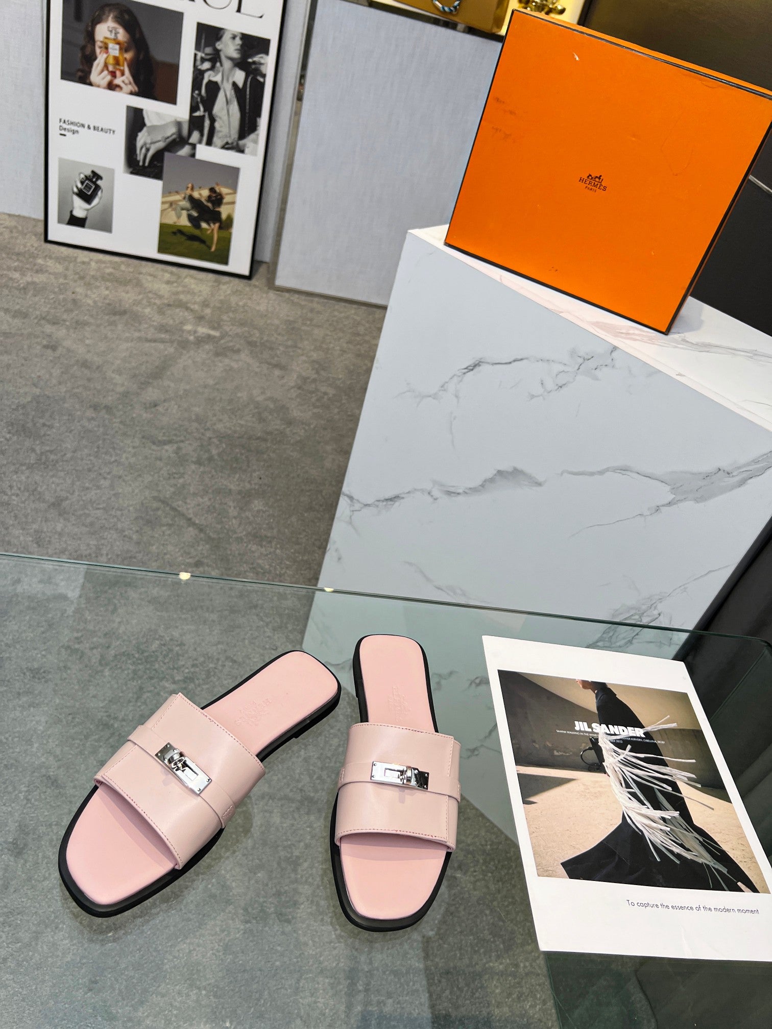 Z2X66H3 Popular high-quality leather Shoes