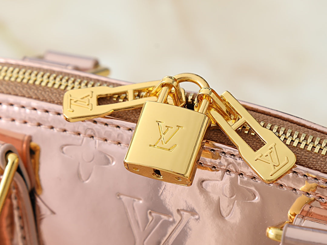 146PE96B Popular leather bag