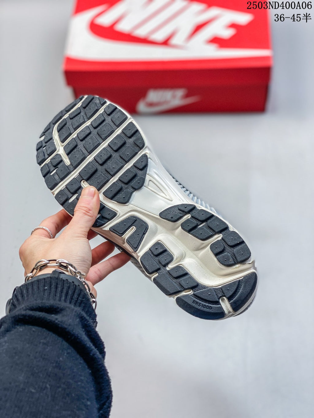 435ZA70Z Popular shoes (No box)