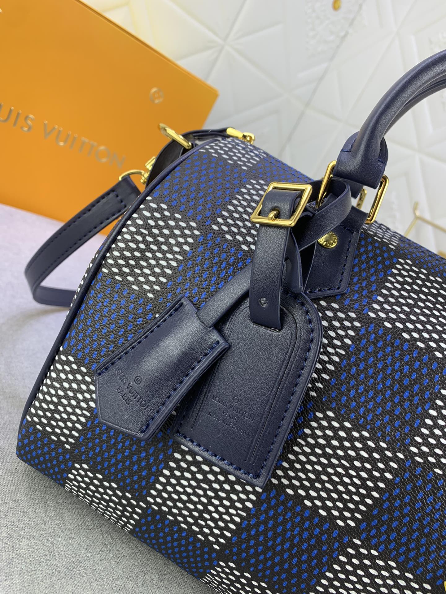 2XE269B Popular  leather bag 
