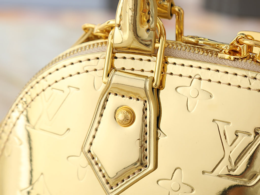 146PE96B Popular leather bag