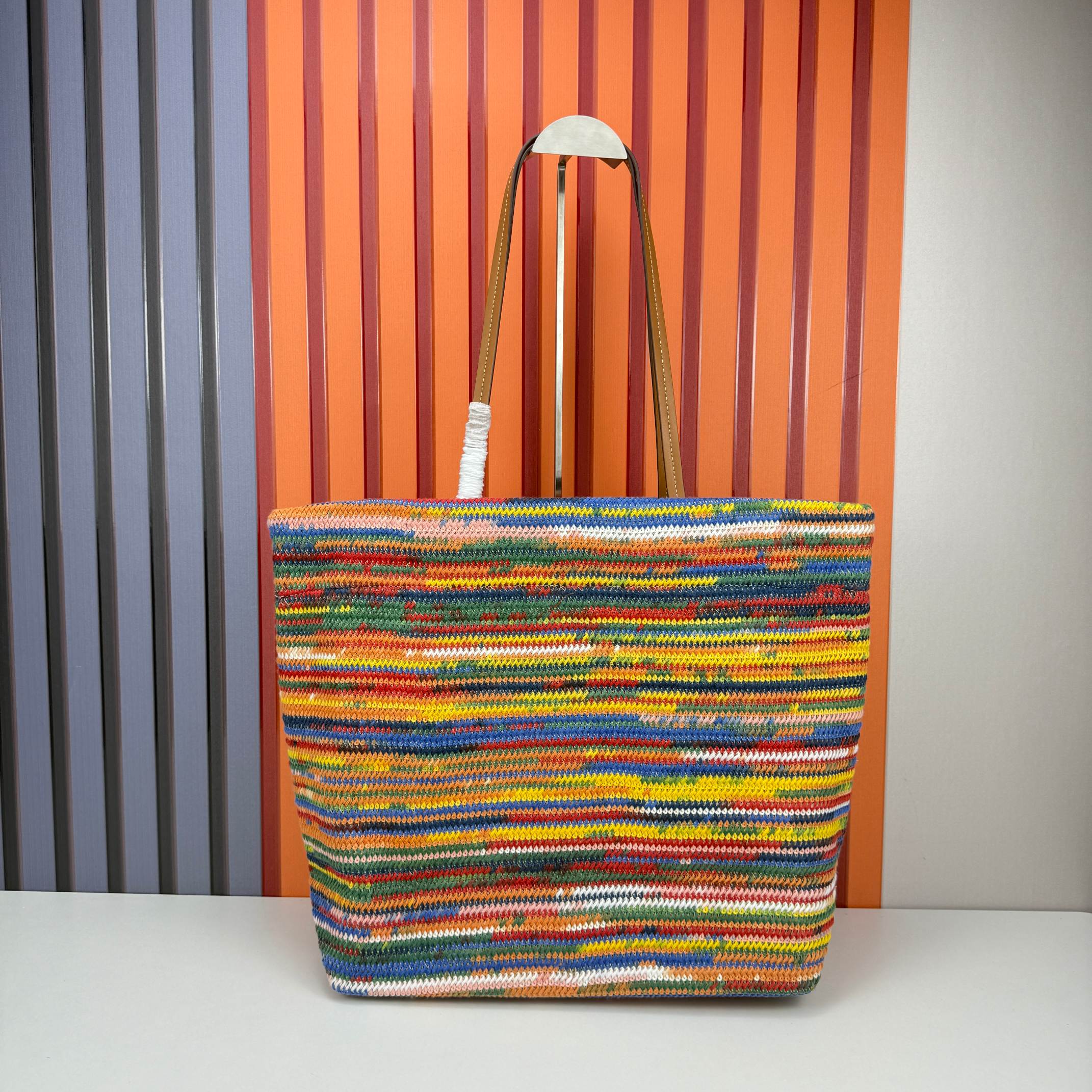 146PA165B Popular woven bags