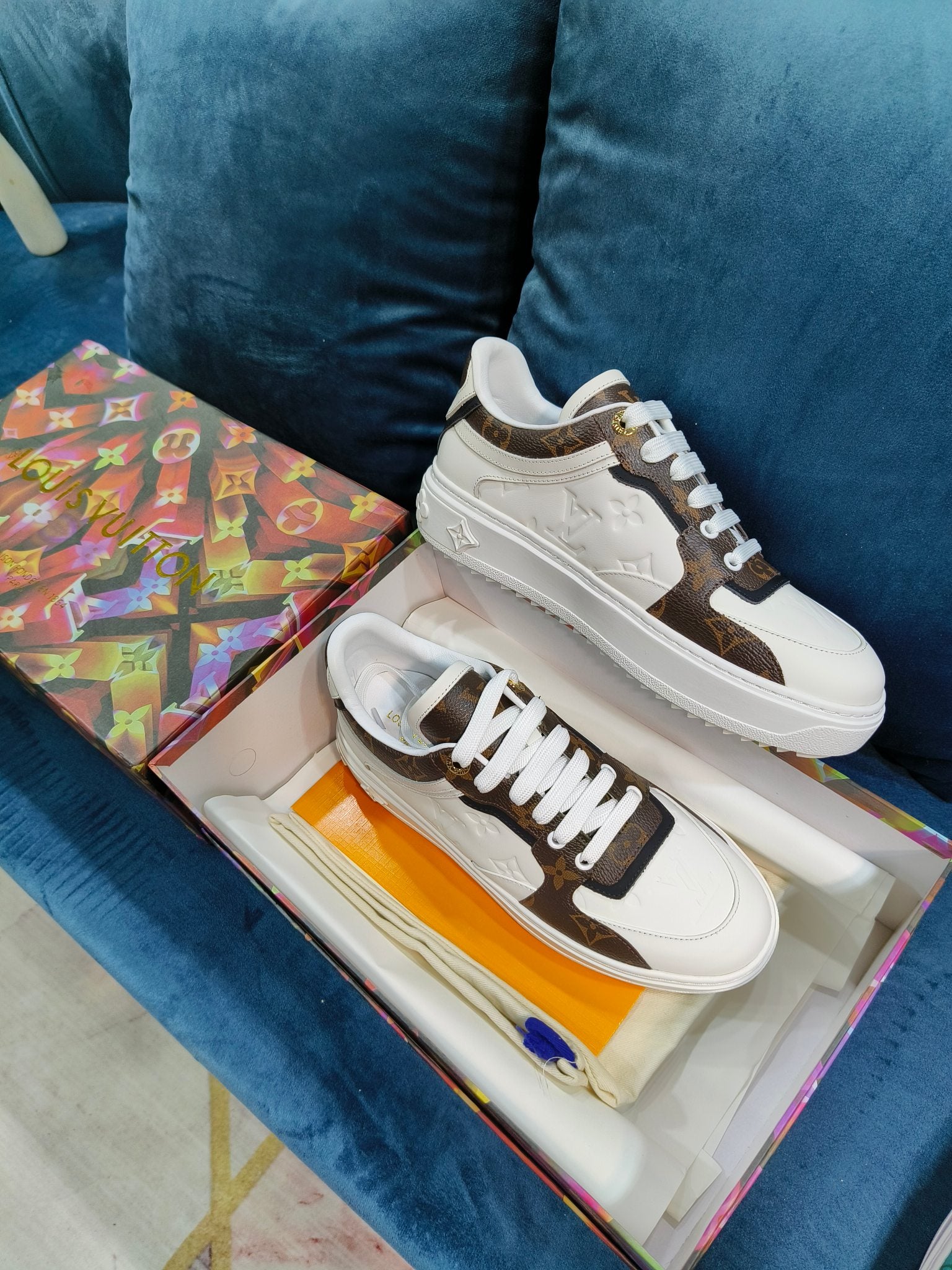 2YE45Z Popular Sneakers