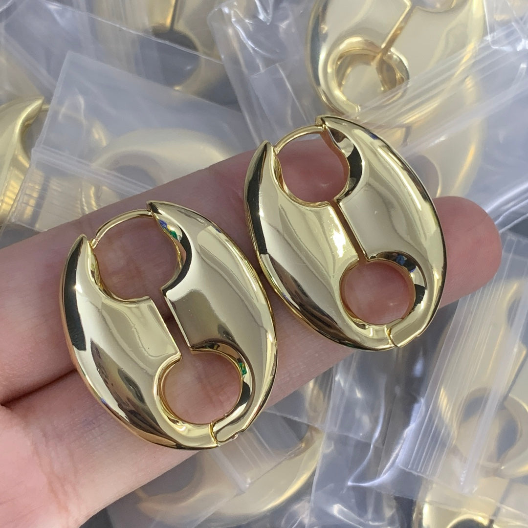 84D87E Popular  Earrings