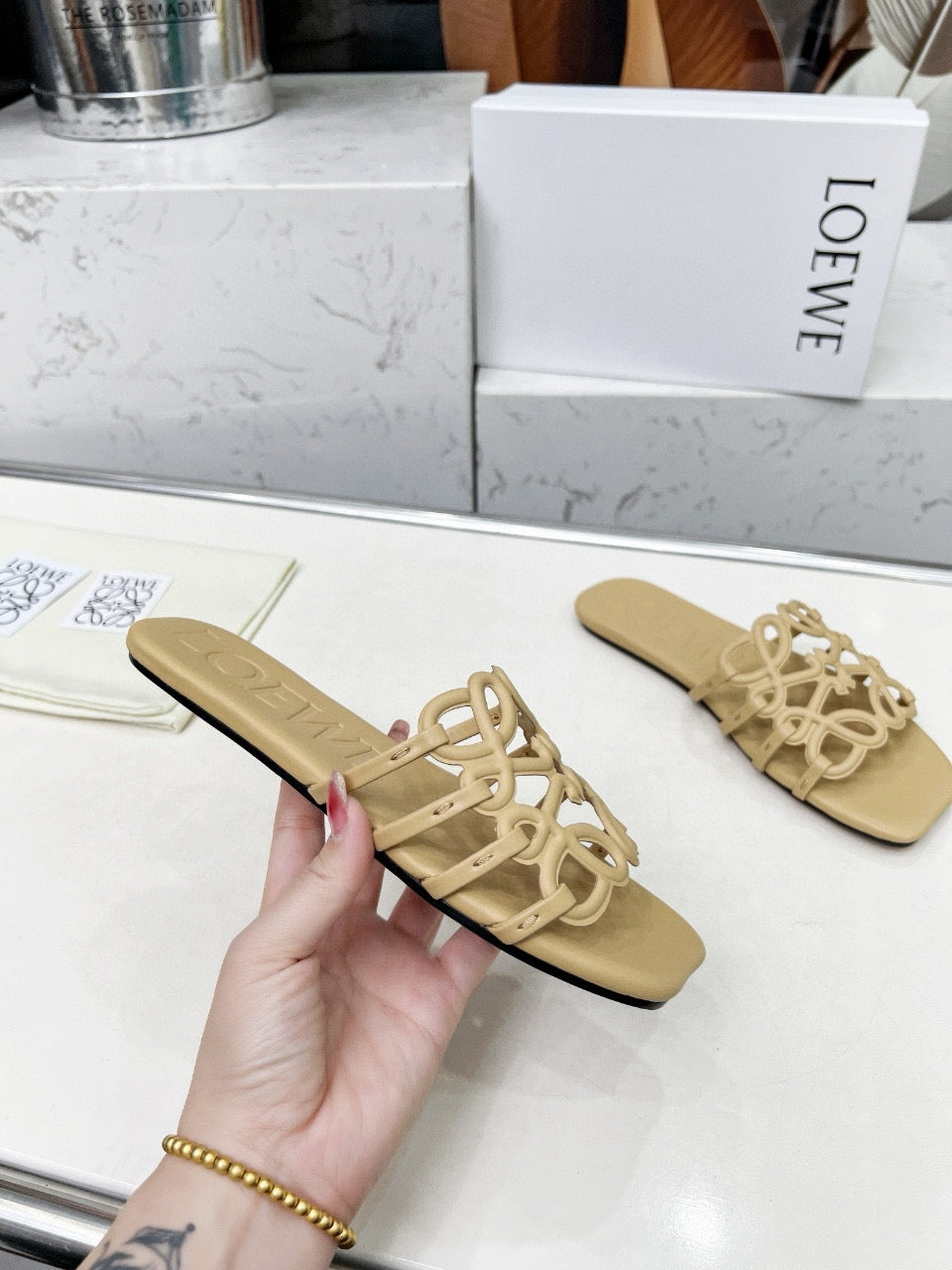Z2X66A23 Popular high-quality leather Shoes