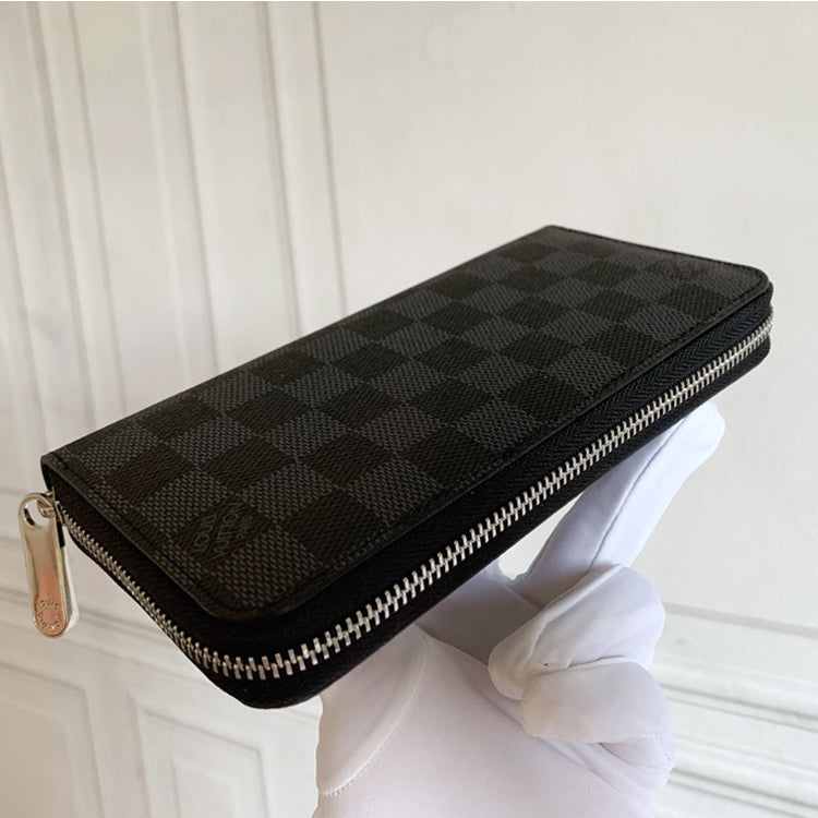 1E04B Popular Leather wallets