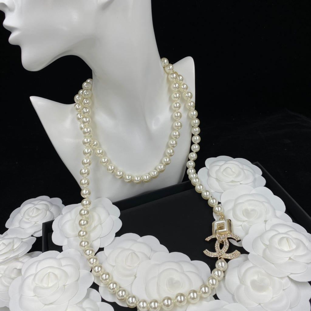 14C381X  Popular   Necklaces