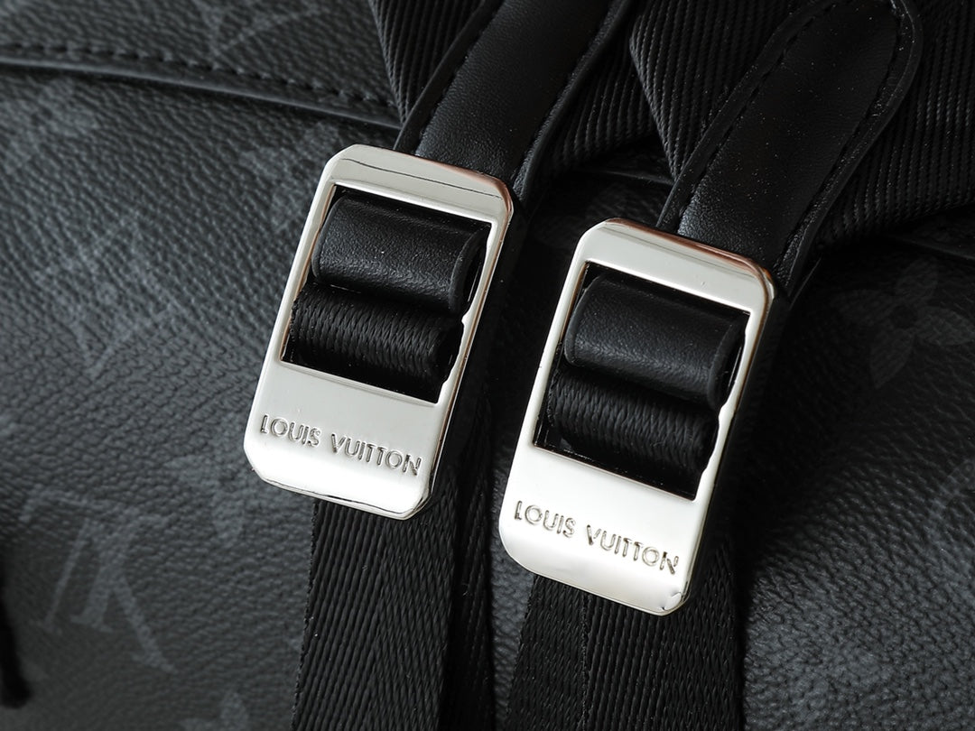 B1X66E3 Popular leather bag