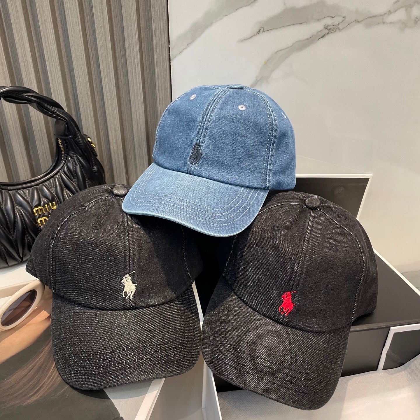 15QA104M Popular hats